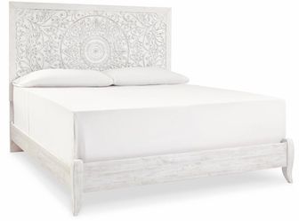 Boho - Ashley Paxberry Queen Panel Bed