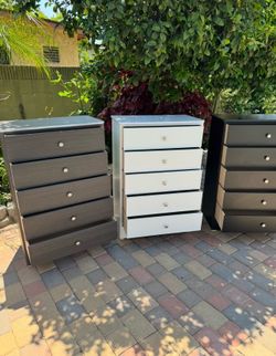 New Dresser 5-Drawer Tall Chest