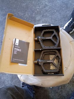 Race Face Atlas Flat Pedals