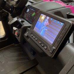 24v can-am maverick x3 4x4 ride on utv w/ rubber tires & leather