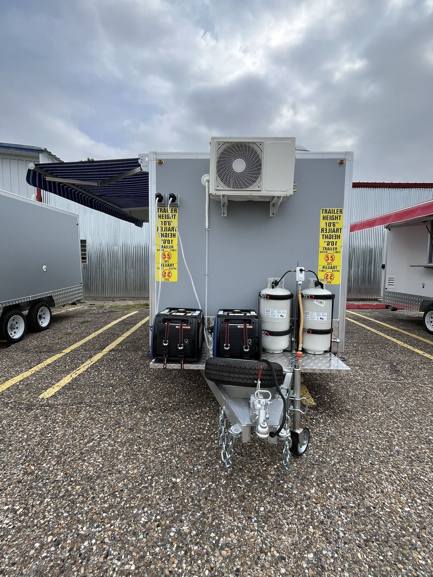 FULLY EQUIPPED BRAND NEW FOOD TRAILER 2025