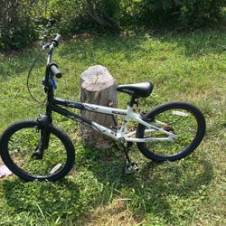 Ambush Color Blue And white