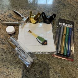 Mumm Napa Champagne Wine Gift Set – Stoppers, Markers, Cloth Napkins & Tools