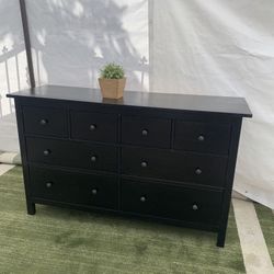 IKEA Hemnes 8 Drawers Dresser 