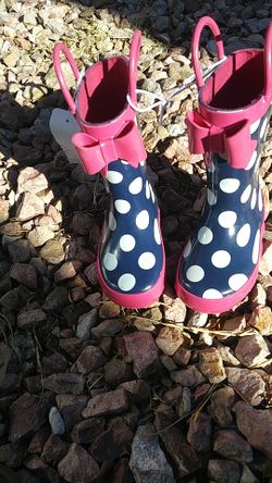 Rain boots