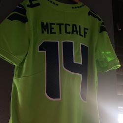 Stitched Color Rush DK Metcalf Jersey Size L for Sale in Auburn, WA -  OfferUp