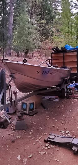 14ft welded aluminum fishing boat $ 2800