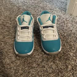 Air Jordan 11 Retro Low GS 'Aqua Safari'