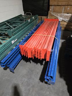 10ft upright pallet racking heavy duty ~5inch beams with white metal panels