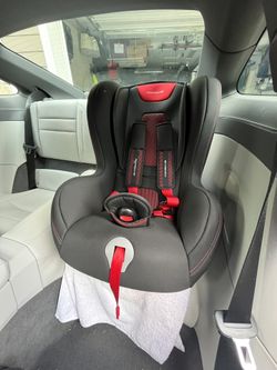 Porsche Kid Seat For Toddlers To 40lb