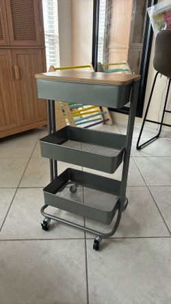 Rolling cart