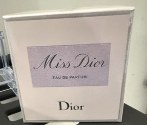 Miss Dior EAU DE PARFUM, 100ml.