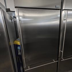 36" GE MONOGRAM BUILT IN BOTTOM FREEZER STAINLESS STEEL 