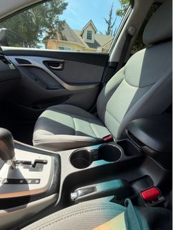 2012 Hyundai Elantra