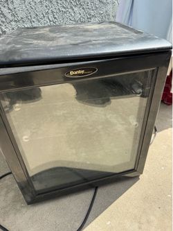 Mini fridge