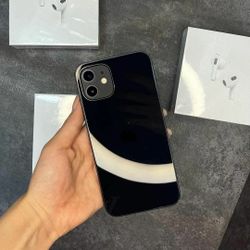 iPhone 12 64GB Unlocked 