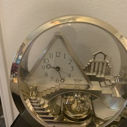 Clock  (From Japan) - Plastic. 