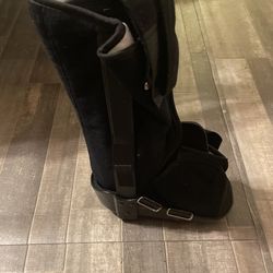 PROCARE-Preowned Side kick 🦵 Low Profile Walker By 