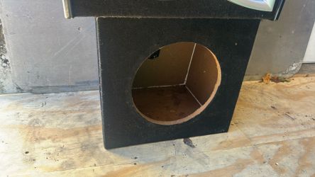 Single 10 inch box for subwoofer
