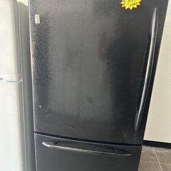 33 Inches Wide Bottom Freezer GE Refrigerator 