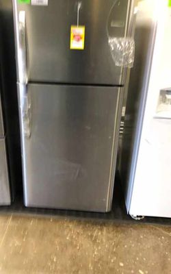 $$$!!Top Freezer Frigidaire Refrigerator!!$$$ RT