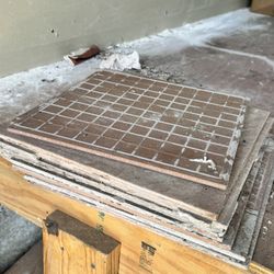 Wood & Ceramic Tiles 