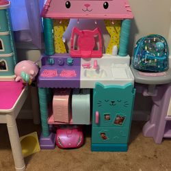 Gabby Dollhouse Kitchen 