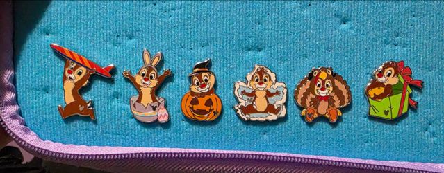 2026 Disney Wave A Hidden Mickey Dale Pin Set with Chaser!