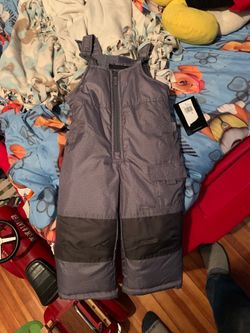 London fog boys snow suit 3T brand new