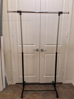 Clothes rack