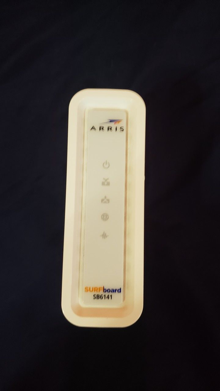 Arris SURFboard 8x4 docsis3.0 cable modem