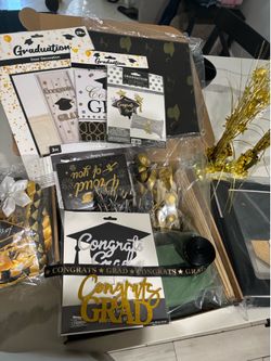 Graduation decorations
