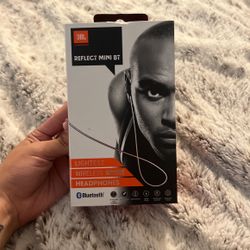 JBL  wireless headphones 