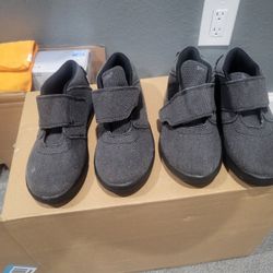 Boys  Shoes Size 2