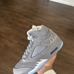 Jordan 5 Wolf Grey *Sizes 5.5y, 9.5, 10*