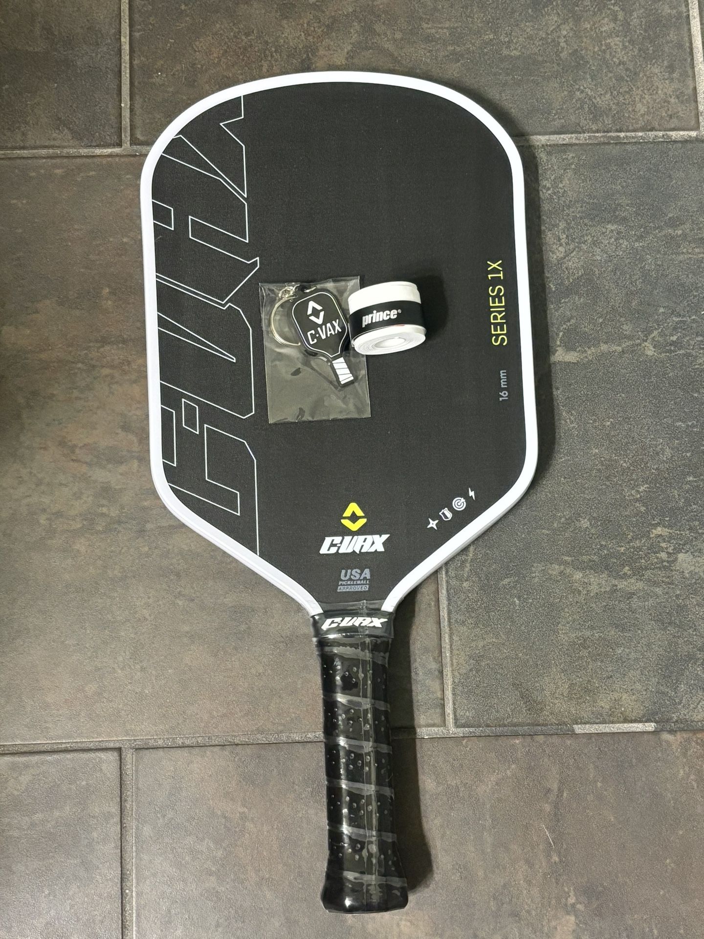 Professional Pickleball Racket 