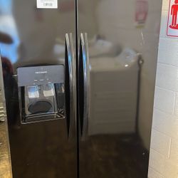 Frigidaire FRSSAS 36 in. 25.6 cu. ft. Side by Side Refrigerator