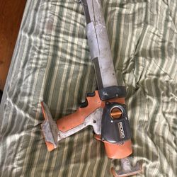 Ridgid Cordless Caulking Gun