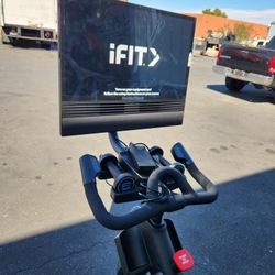 FULLERTON - 2025 model Nordictrack X24 Exercise bike - Incline decline function- 1000$