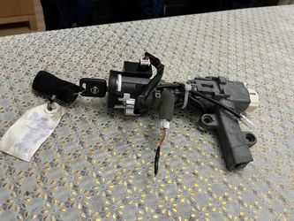 2006 In Up Nissan Frontier Key Ignition Switch