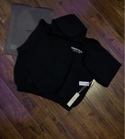 Essential Hoodie