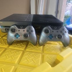 Xbox One Halo Edition
