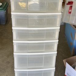 FREE  9 DRAWER PLASTIC CONTAINER 
