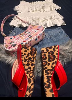 Only $70 Huge Y2K style bundle