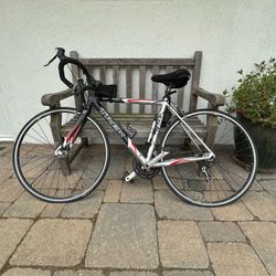 Trek 1200 road bike