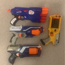 4 Nerf Guns 