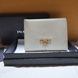 Prada Wallet 
