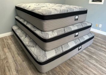 Queen oasis thermal comfort Europillow top 12inch Matres!
