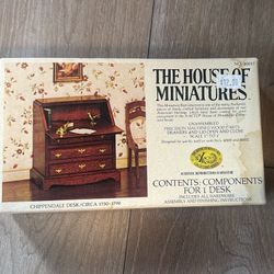 1:12 Brand New Vintage Dollhouse Furniture, Miniature Desk Kit For Dollhouse, Wood Dollhouse Furniture