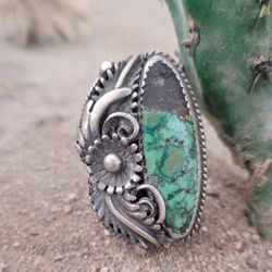 Old Pawn  Native  American  Turquoise  Silver  Ring 
